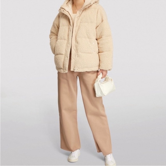 GOOD AMERICAN Faux Shearling Cocoon Puffer Jacket - Picture 2 of 10